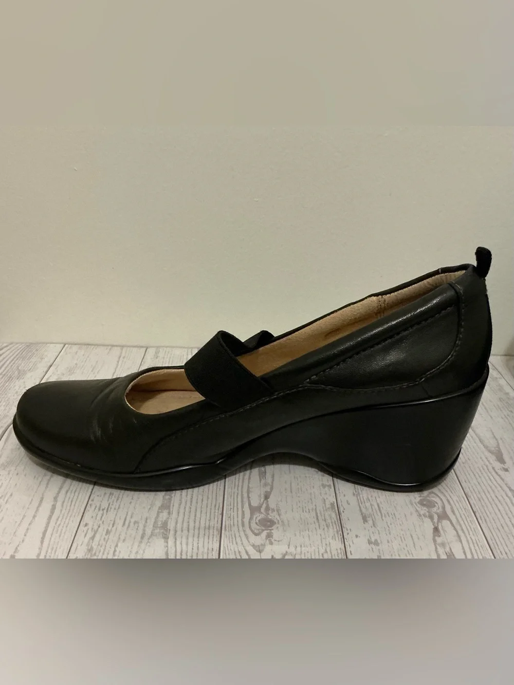 Women’s Black Leather Wedge Mary Jane Comfort Shoes